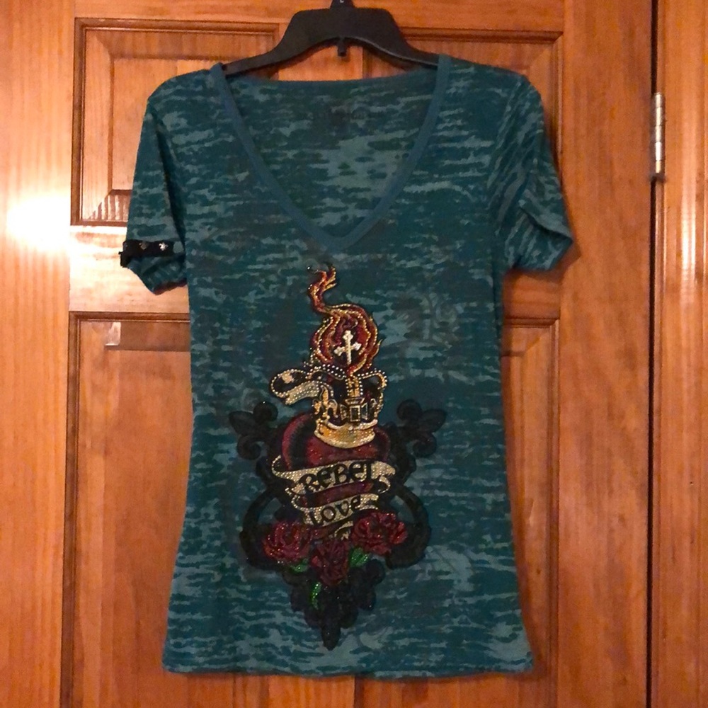 Rebel Spirit top